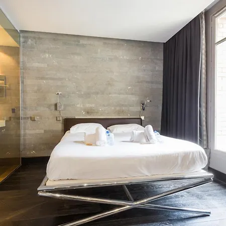 Cmg Deluxe- 44 * Paryż